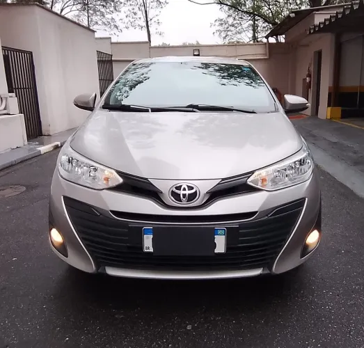 Toyota Yaris XL Sedan 1.5 Flex 16V 4P Aut. 2019