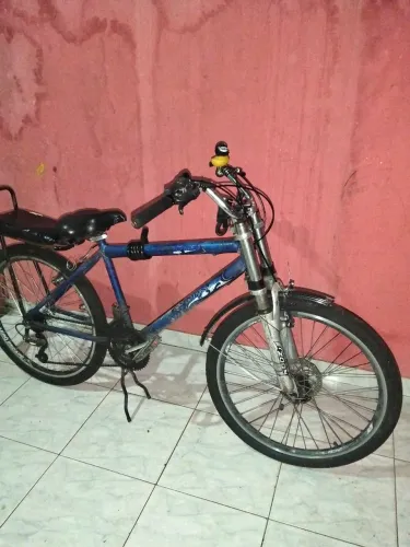 VENDE ESSA BICICLETA EM PERFEITO ESTADO