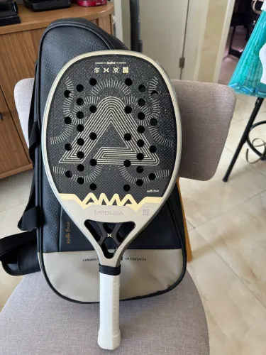 Raquete de Beach Tennis AMA Medusa 6k 22mm