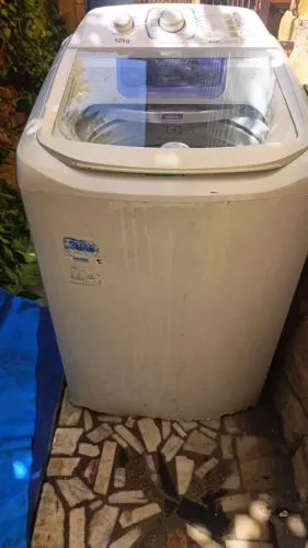Máquina Electrolux 12kg