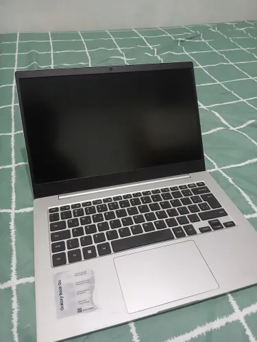 Vendo notebook Samsung 