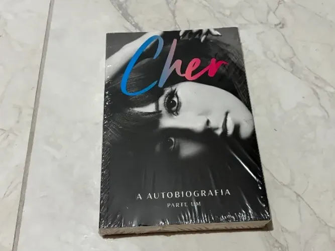 Livro Cher - A Autobiografia Parte Um - Novo Lacrado
