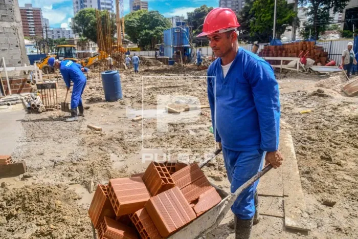 VAGA AJUDANTE SERVENTE PEDREIRO MAPIM VARZEA GRANDE