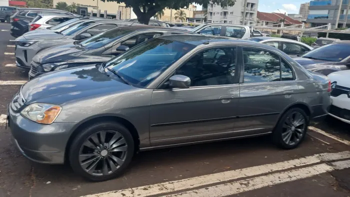 Honda Civic Sedan LX 1.7 16V 115cv Mec. 4P 2002