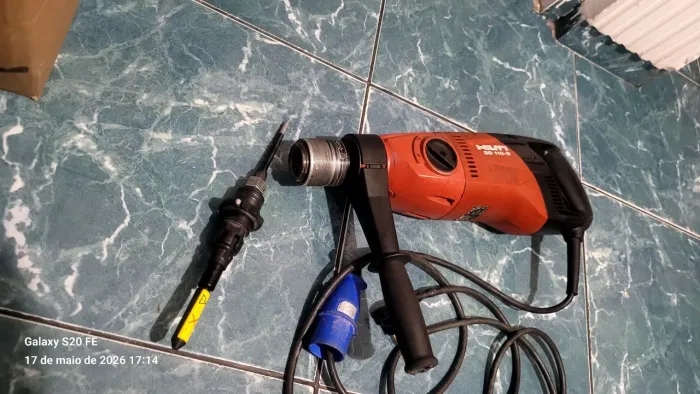 Perfuratriz hilti