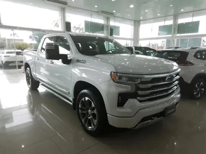 Chevrolet Silverado High Country 5.3 V8 AWD Aut. 2024