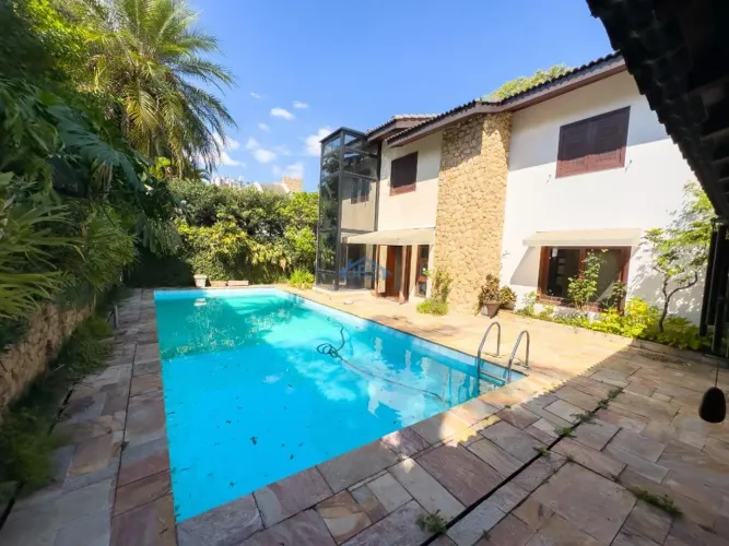 Casa à venda em Barueri, Condomínio Centro Comercial Alphaville, com 4 suítes, com 400 m²