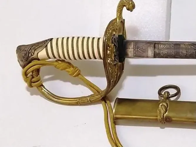 Espada de ofícial fuzileiro da marinha