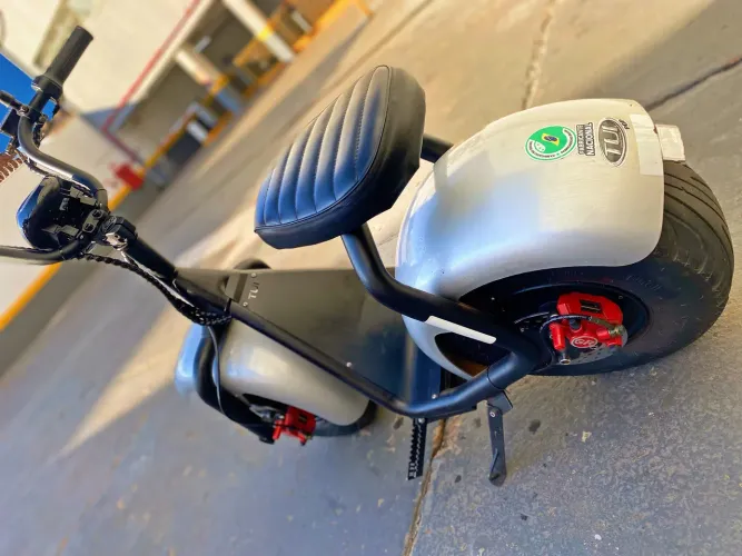 Scooter Elétrica TUI POP - Único Dono | Estado de Nova