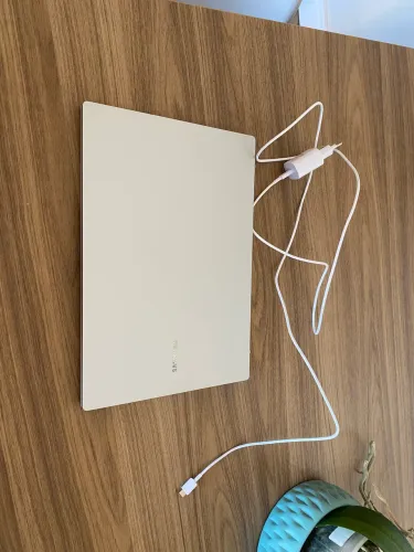 Notebook Samsung Book Go 7c