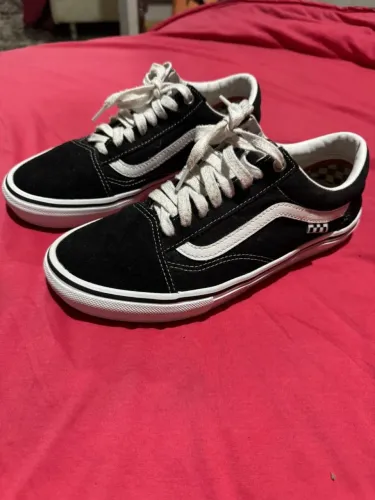 Tênis vans feminino,em ótimo estado.
