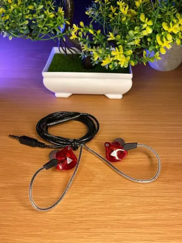 Fone QKZ AK6