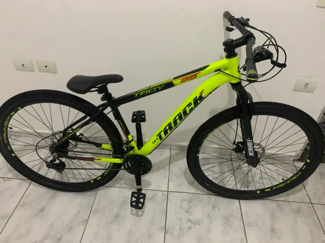 Bicicleta track