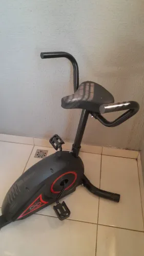 Bicicleta para exercícios 