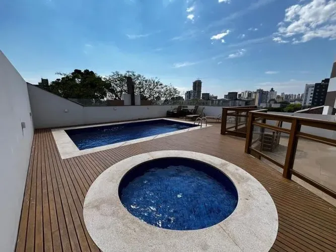 Apartamento com 3 Quarto(s) e 2 banheiro(s) para Alugar, 118 m² por R$ 5000 / Mês