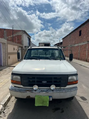 Vendo ou troco Ford F4000 ano 97