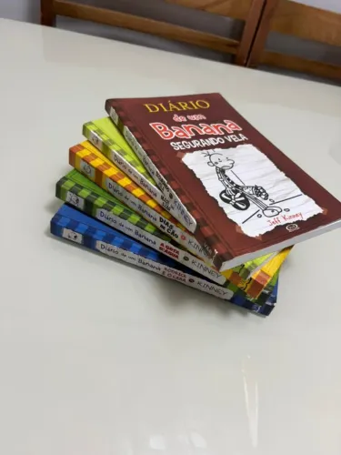 KIT Livros Diário de um Banana 5 Livros
