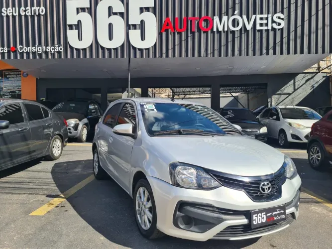 Toyota Etios X Plus 1.5 Flex 16V 5P Mec. 2019