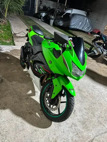 Kawasaki Ninja 250R 2011