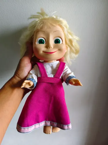 Boneca Masha estrela