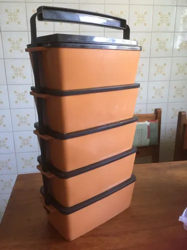 MARMITA TÉRMICA - 5 pratos - pode ir ao microondas