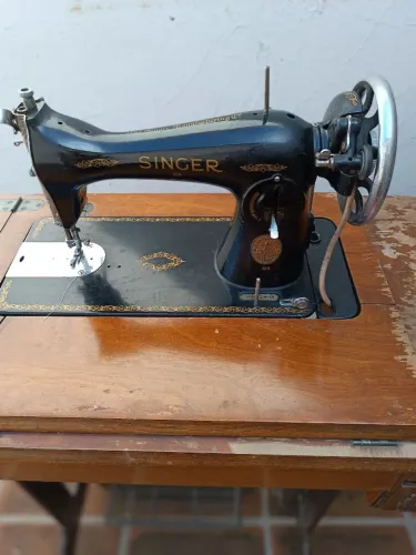 Máquina de costura Singer com recibo compra 1949