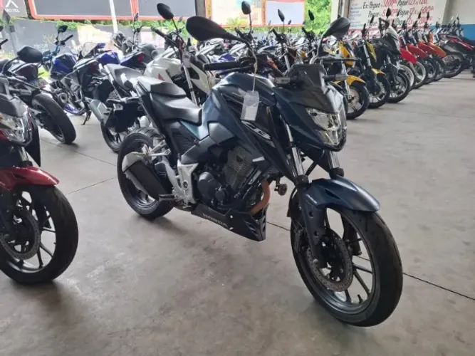 Honda CB 300f Twister Flex 2025