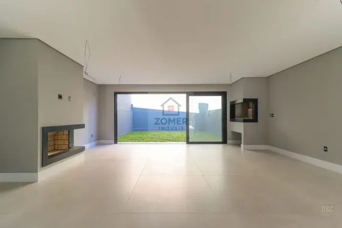 Sobrado com 177 metros 3 suites 2 vagas no bairro Tristeza - Porto Alegre - RS