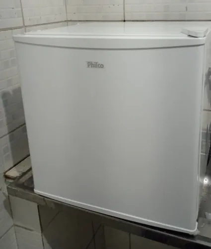 Frigobar Philco 45L 127V