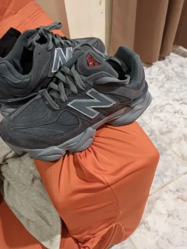Tênis New balance 9060