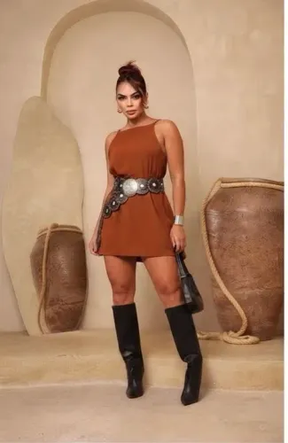 Vestido Feminino Macaquinho Regata Com Alça Regulavel . Tamanho P (38) .