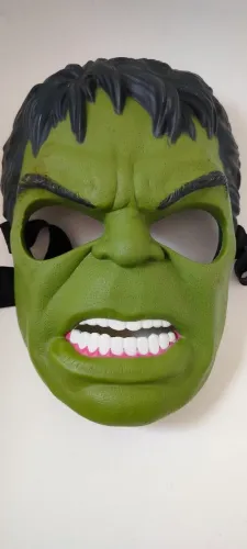 MASCARAS DO HULK E CAPITÃO AMÉRICA.