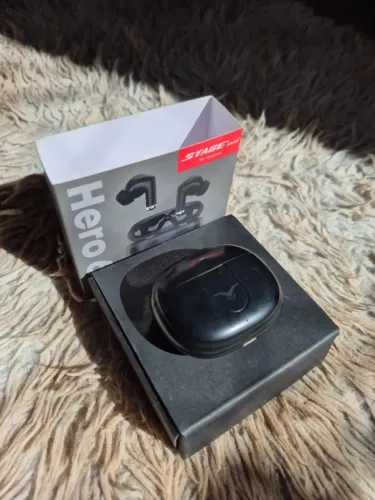 Fone Stage Hero 6 TWS - Kit completo com case, acessórios e 2 fones direitos