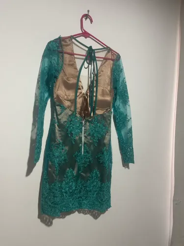 Vestido de festa renda gripir