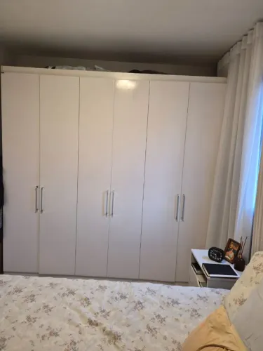 Guarda-Roupa casal 