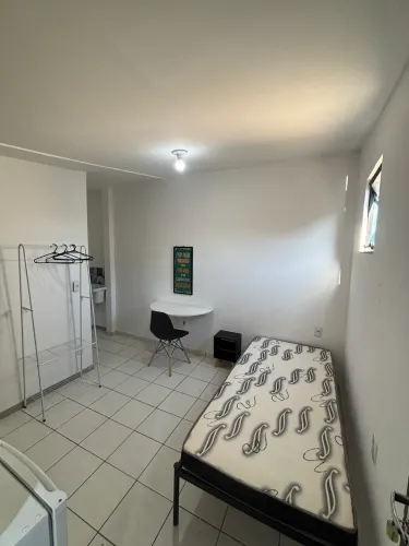Kitnet em Itapuã - mobiliada - tudo incluso