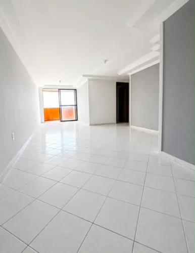 Aluga-se Excelente Apartamento no Bessa - 200 metros da Praia!