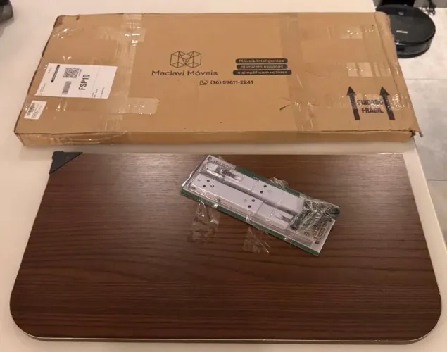 Mesa Retrátil Amadeirada 66x35