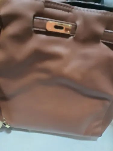 Bolsa de mão.
