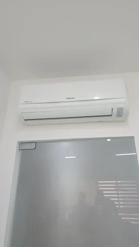 Vendo Ar Condicionado 12 mil BTUs Samsung