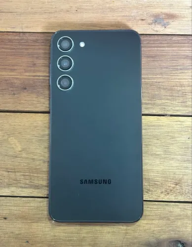 Samsung S23 plus