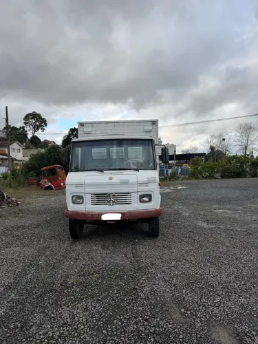 Caminhão MB 608 ano 1978