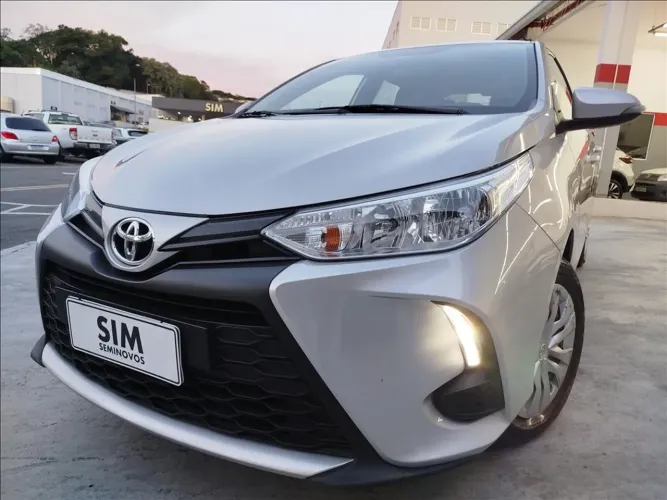 Toyota Yaris XL 1.5 Flex 16V 5P Aut. 2023