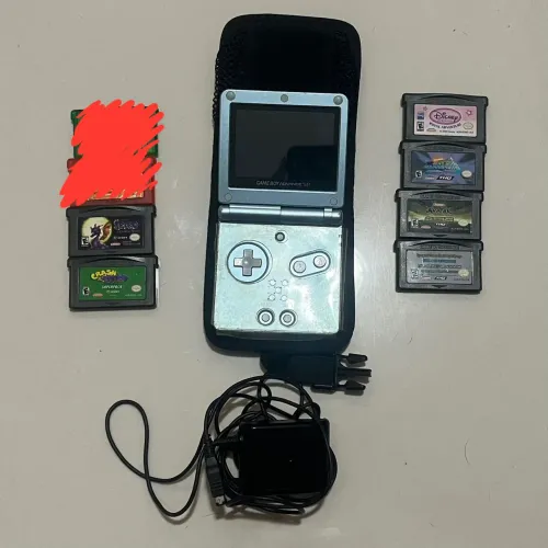 Game Boy Advance SP Original + 6 jogos + carregador