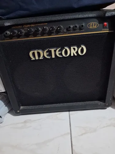 Caixa De Guitarra 