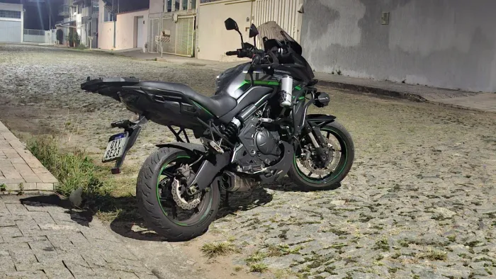 Versys Tourer 2020 com Acessórios