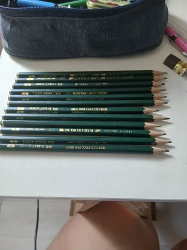 Materiais para aquarela/caligrafia