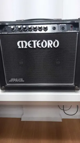 Amplificador Meteoro Space.