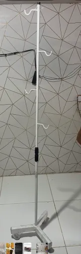 Vende-se suporte pra soro 300,00