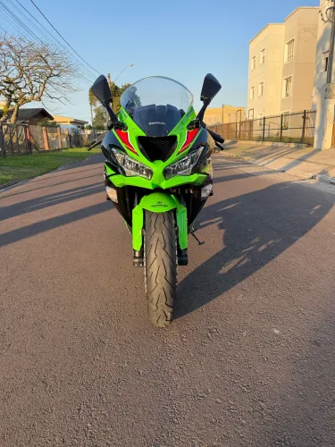 Kawasaki ninja zx-6r 636 2024 Zx6r KRT IMPECÁVEL 